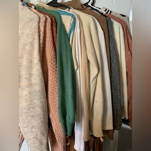 Group Sale ❤️ Proceeds for disadvantaged women (18) Various Sweaters